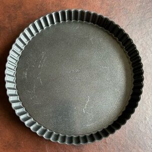 Wilton 11 inch Tart Pan With Removable Bottom